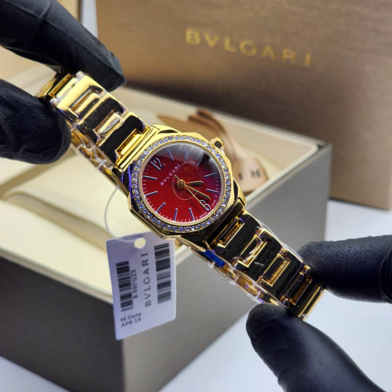 Montre BVLGARI Accessoire de Luxe Pour Femme  Doré